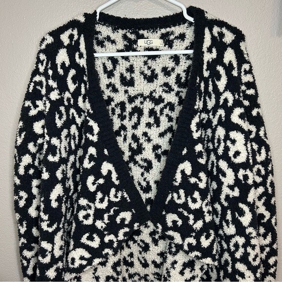UGG Leopard Print Phoebe Wrap Cardigan fluffy oversized sweater knit size medium - Picture 3 of 7